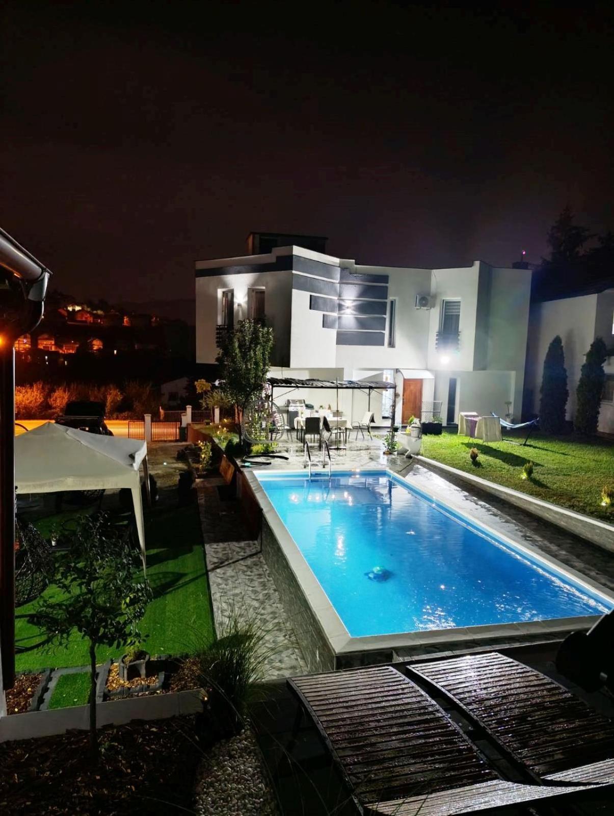 Villa Lea Тузла Экстерьер фото