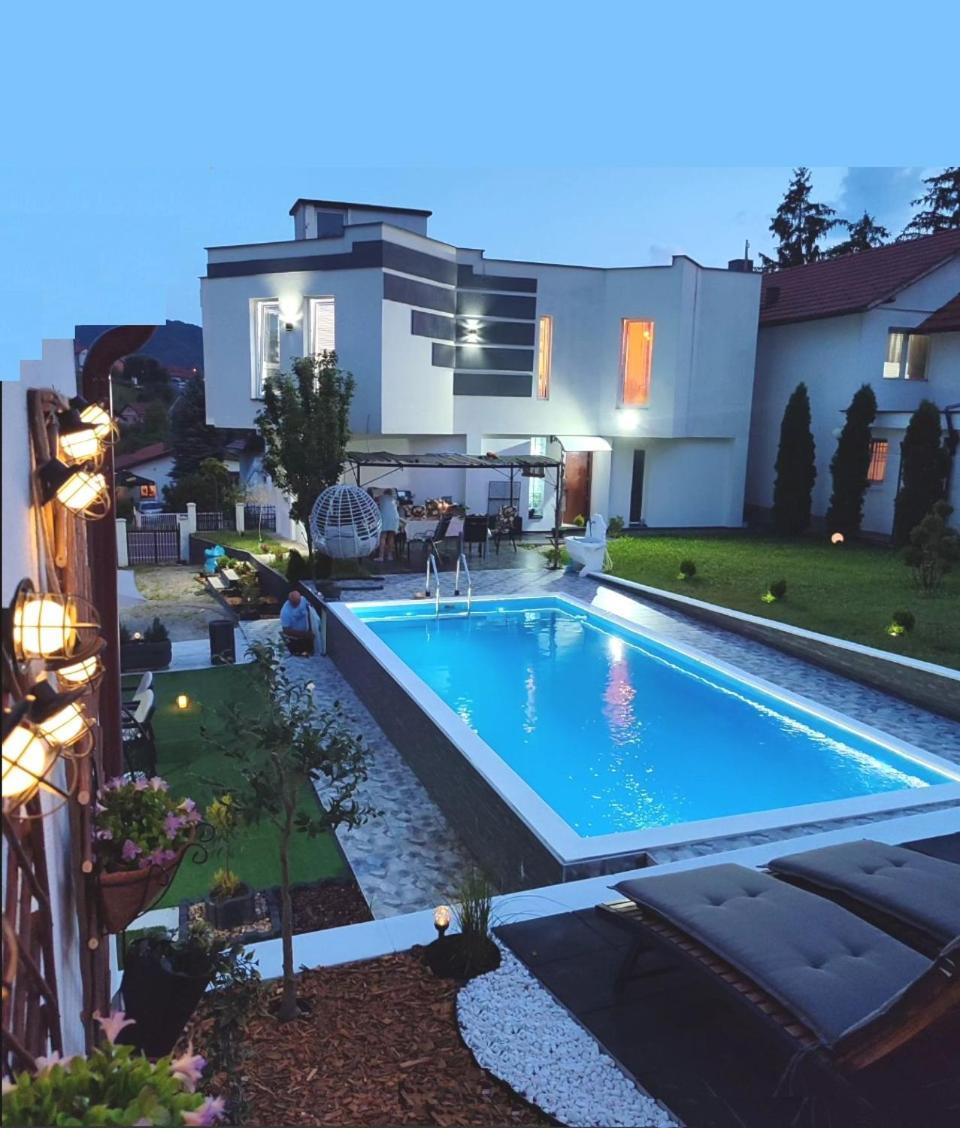 Villa Lea Тузла Экстерьер фото